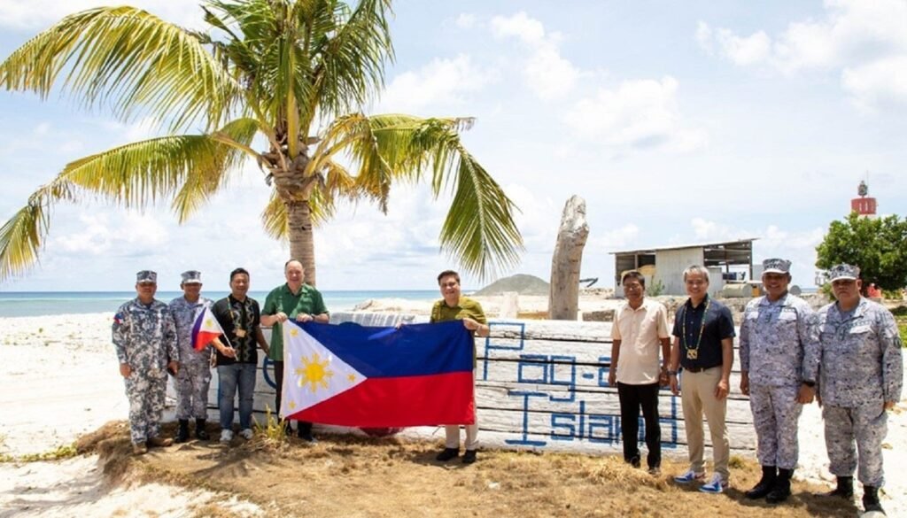 Philippines Navy establish new barracks in South China Sea