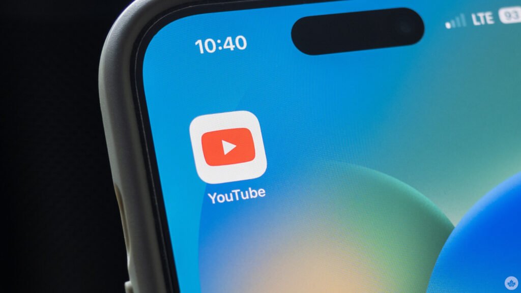 YouTube tests inject ads right into video, making them unskippable
