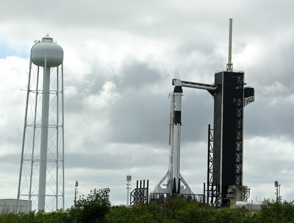 SpaceX’s Falcon 9 rocket suffers engine failure during satellite launch